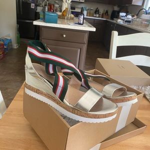 Steven natural comfort sandal size 6.5